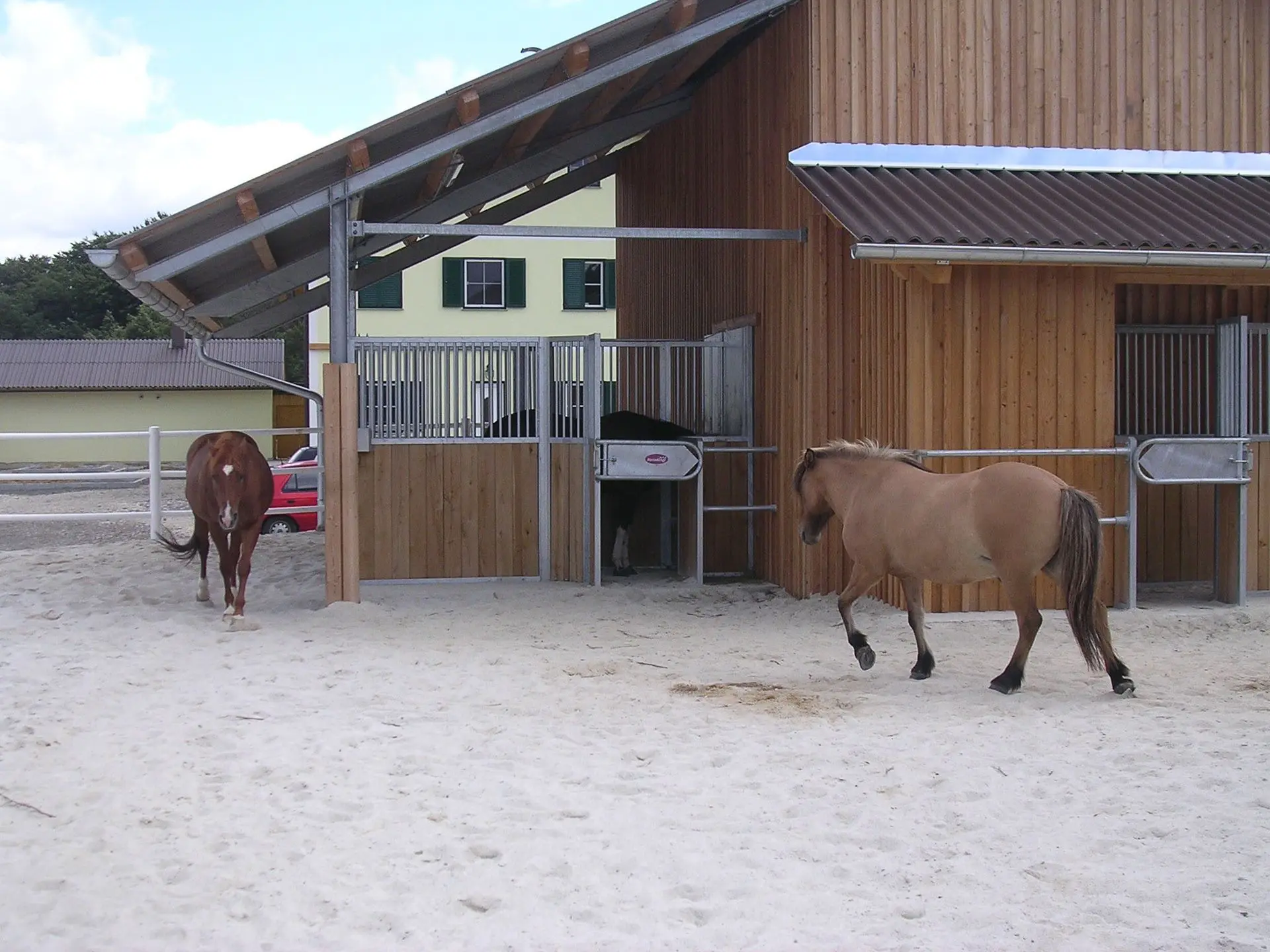 Fast Stabl Active Stabling That Improves Welfare, Cuts Costs, and Saves Time