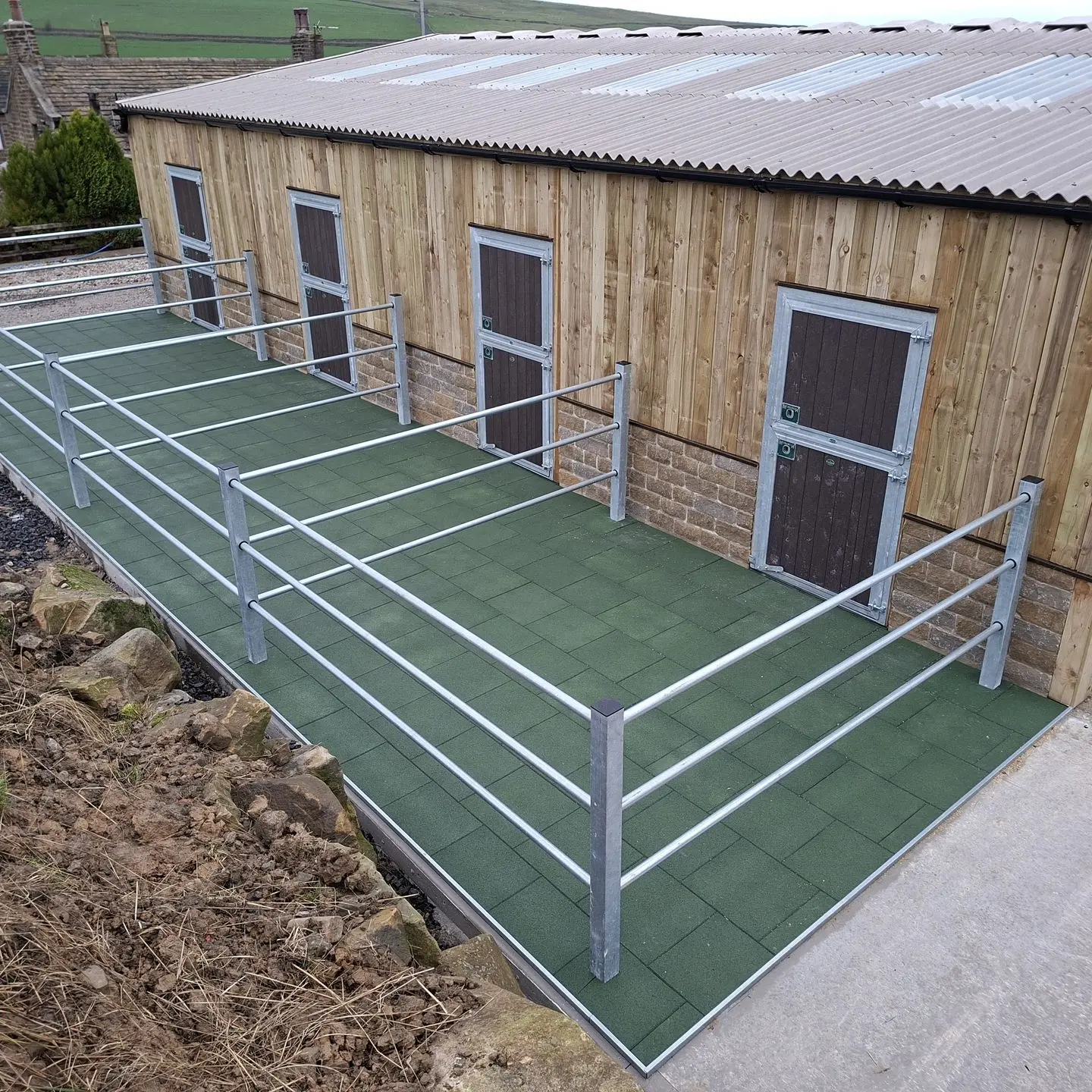 turnout pens adjoining traditional stables turnout pens adjoining traditional stables